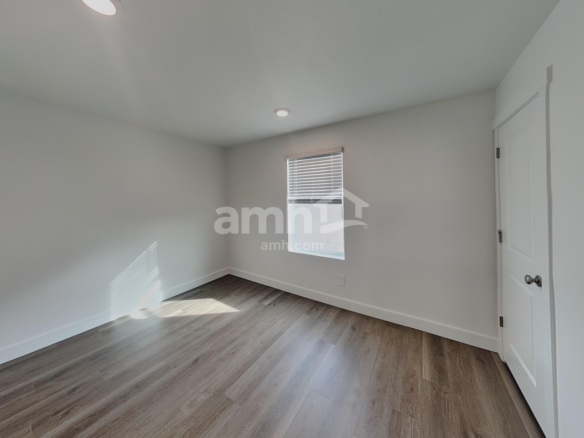 Building Photo - 10085 Abilene St