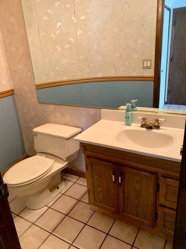 Building Photo - 9S174 Nantucket Dr