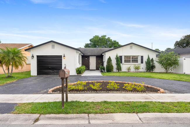 Primary Photo - 22300 SW 65th Ave