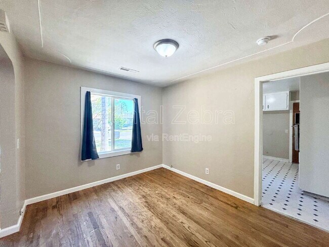 Building Photo - 1531 Marguerite St