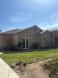 Building Photo - 250 Mt Rushmore Dr