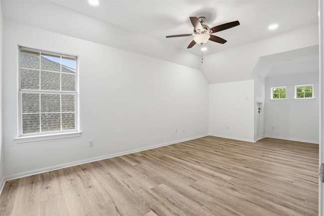 Building Photo - 2802 Kestrel Trace Ln