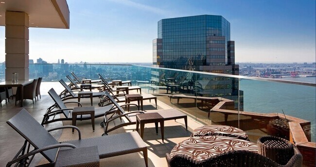 Building Photo - 75 Wall St