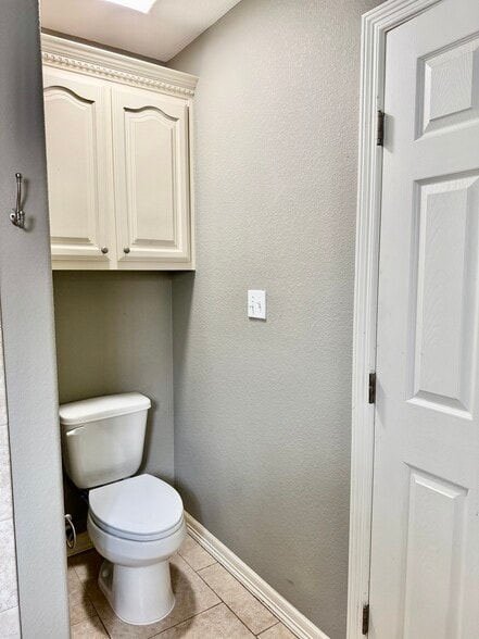 Building Photo - 3310 Legacy Ln