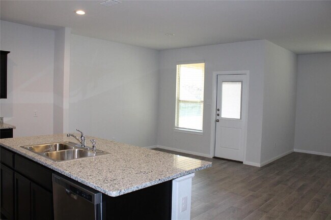 Building Photo - 769 Beebrush Dr