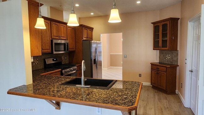 Building Photo - 1061 Pelican Ln
