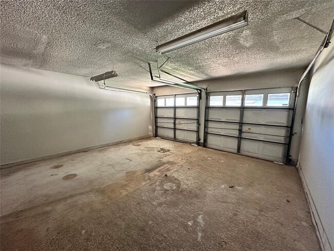Building Photo - 941 Cooper Ln