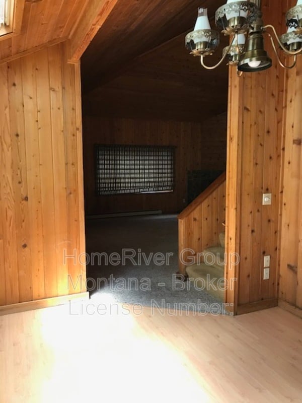 Building Photo - 11100 Grant Creek Rd