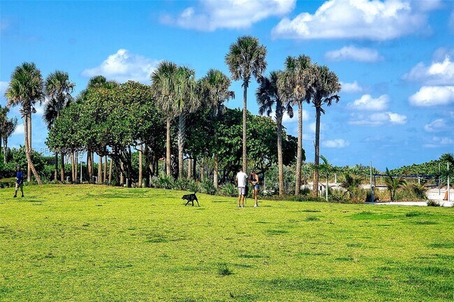 Building Photo - 8430 Harding Ave