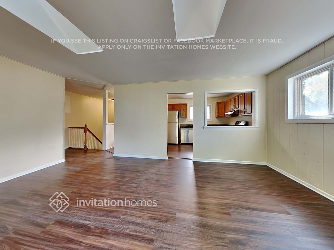 Building Photo - 189 N Pinecrest Rd