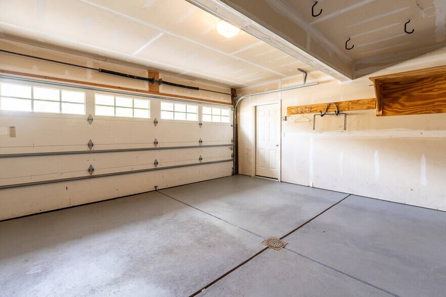 Building Photo - 337 Marshall Heights Dr
