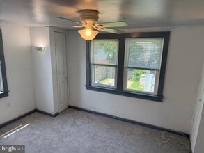 Building Photo - 408 Buttonwood St