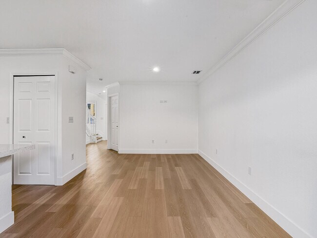 Building Photo - 11475 NW 94th Pl