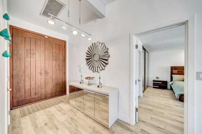 Building Photo - 22376 Algunas Rd