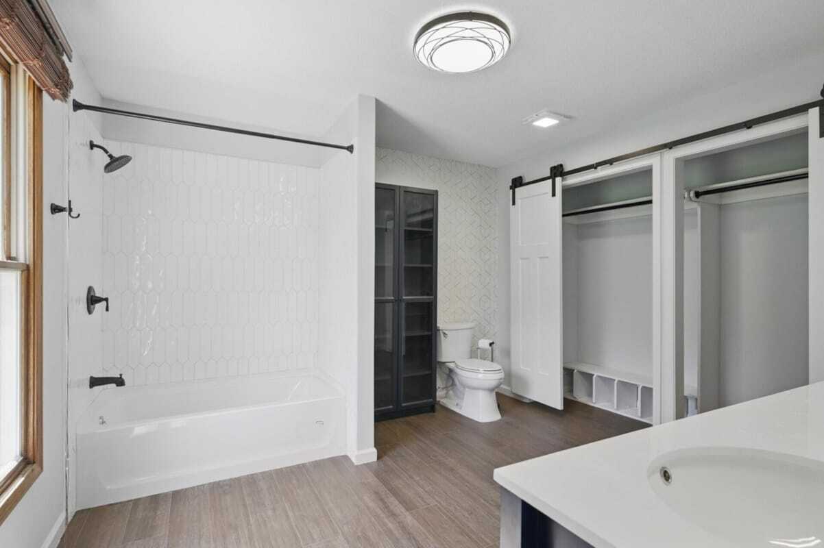 Building Photo - 1306 Marion Dr