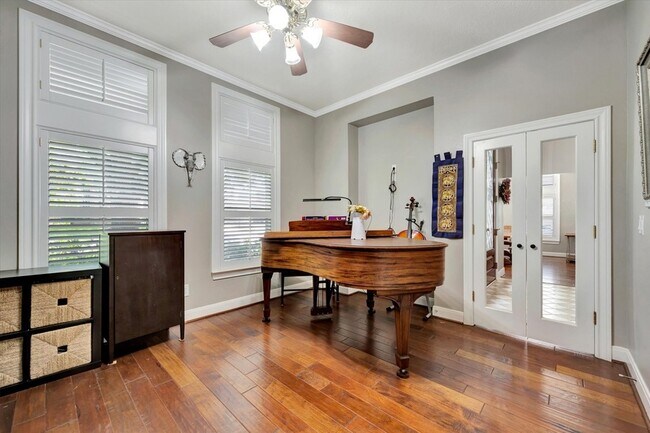 Building Photo - 3806 Canyon Bluff Ct