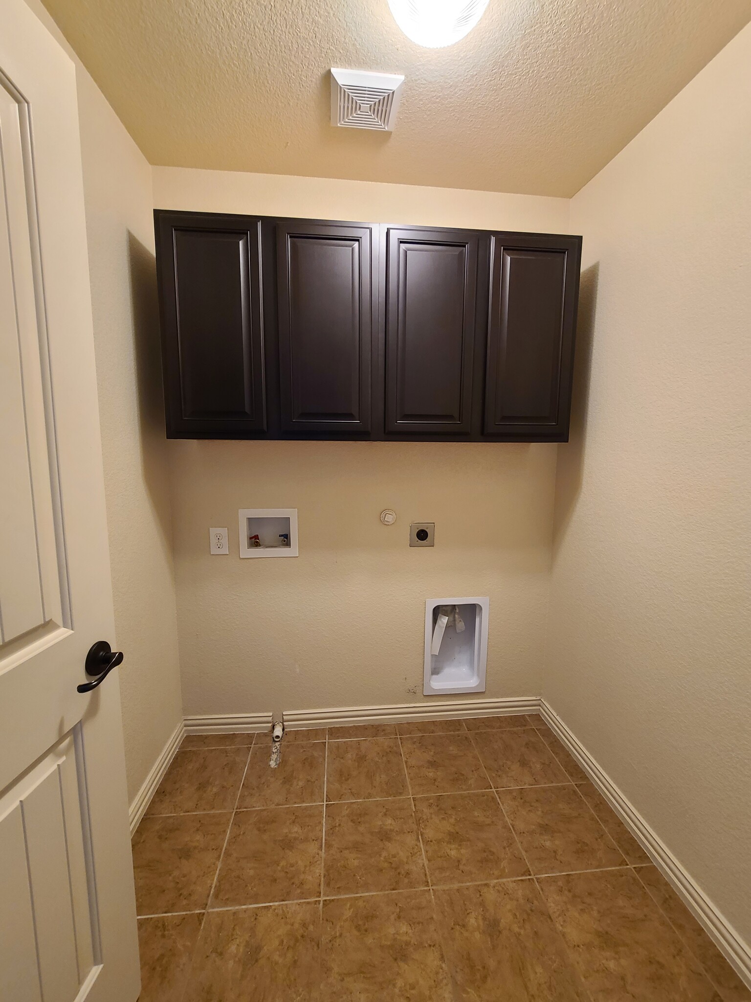 Building Photo - 3080 Peyton Brook Dr