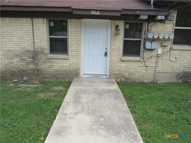 Building Photo - 512 Wolf St
