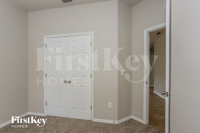 Building Photo - 10909 Wildcat Dr