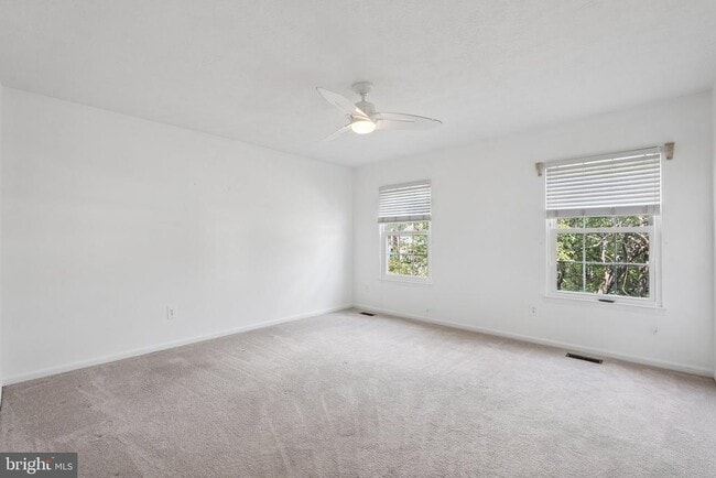 Building Photo - 5413 Tree Line Dr