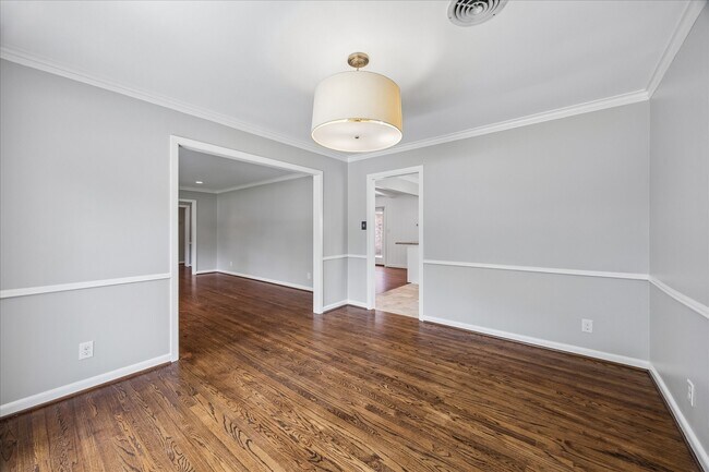 Building Photo - 9310 Woodmeadow St