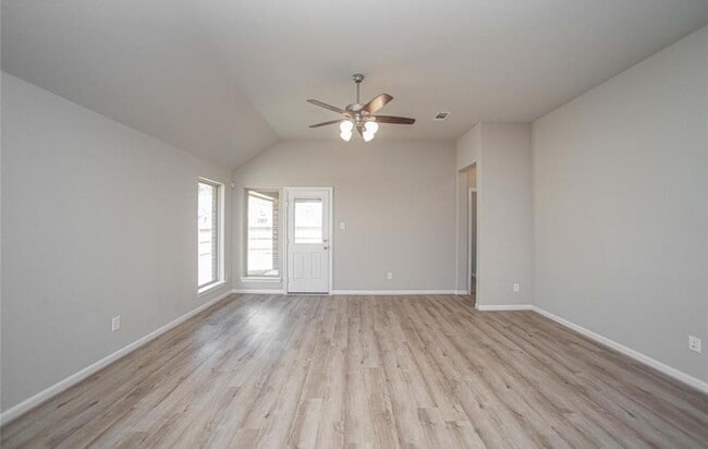 Building Photo - 2926 Grand Hawthorne Rd