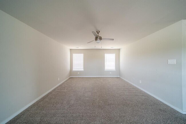 Building Photo - 3406 Royal Elk Ct