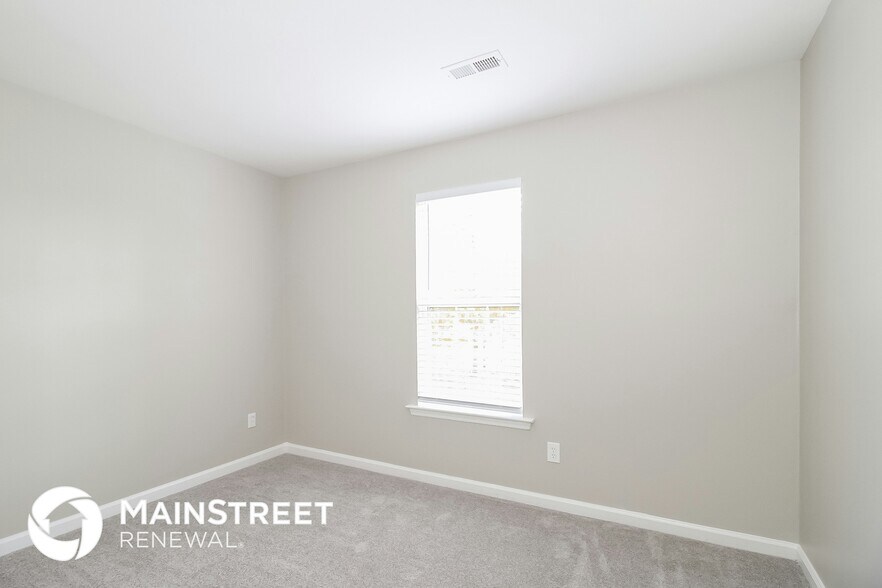Building Photo - 3780 Windstream Way