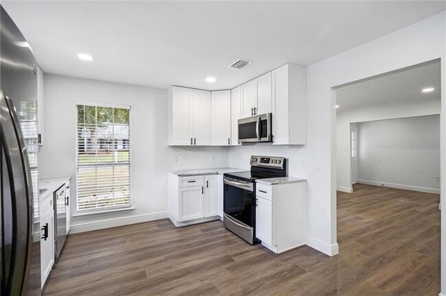 Building Photo - 7328 Janita Dr