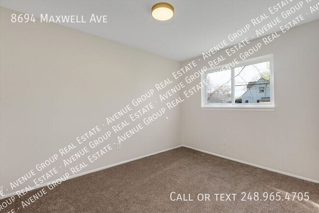 Building Photo - 8694 Maxwell Ave