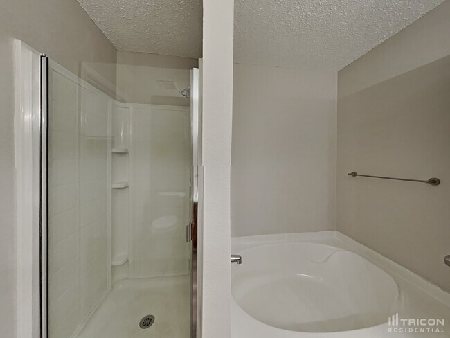 Building Photo - 5305 Riverflat Ct