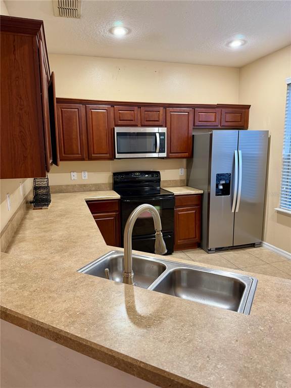 Building Photo - 1521 San Jacinto Cir