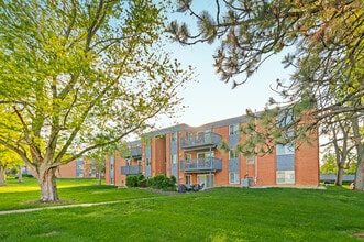 Building Photo - The Wimbledons