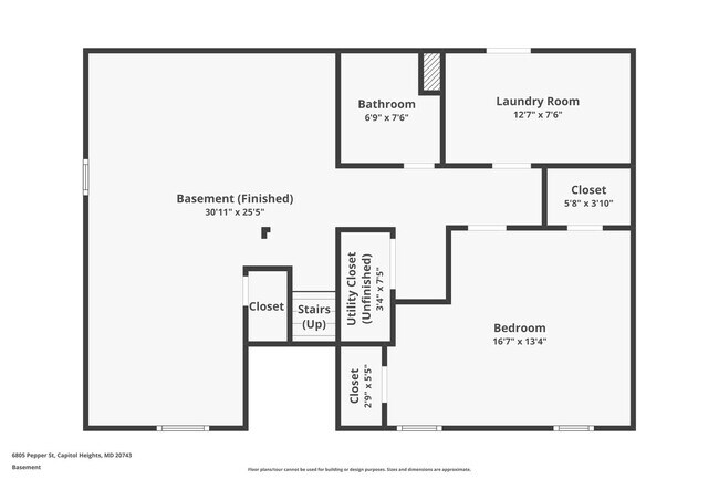 Building Photo - Spacious Single Family Home with backyard space