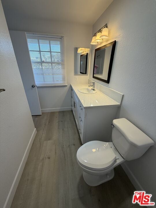 Building Photo - 156 S Oak Knoll Ave