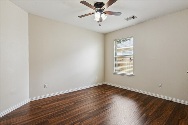 Building Photo - 19511 Ingham Dr