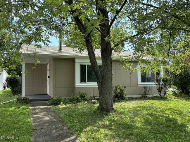 Primary Photo - 695 Mc Kinley Ave