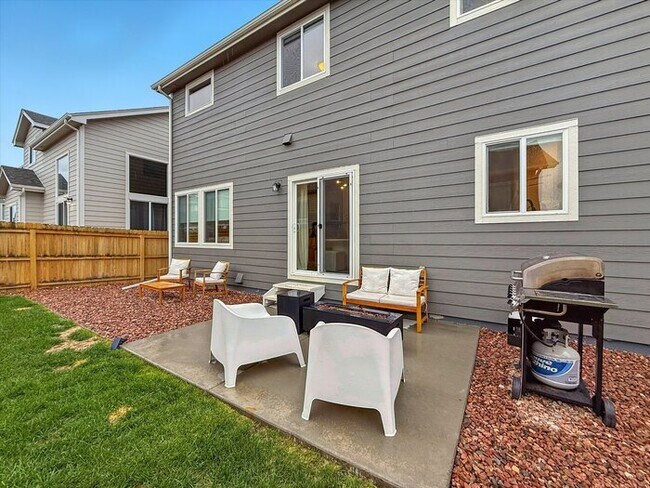 Building Photo - 10488 Castor Dr