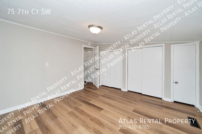 Building Photo - 75 7th Ct SW