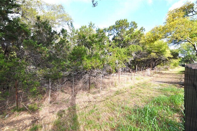 Building Photo - 1537 Chapel Rnch Rd