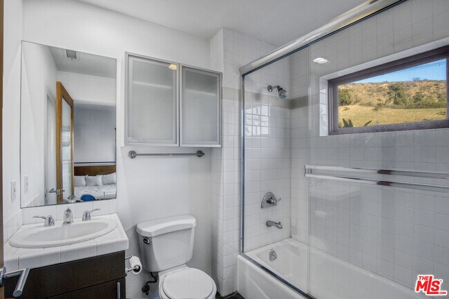 Building Photo - 1929 N Curson Ave