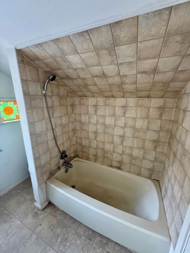 Building Photo - Studio Apartment for Rent – Steps from MSU!