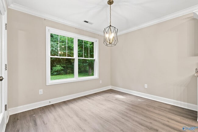 Building Photo - 6415 Flo Dr NW