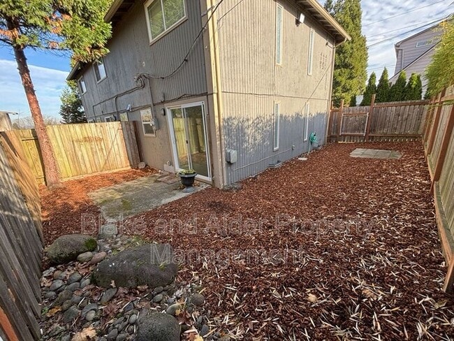 Building Photo - 4101 NE Killingsworth St