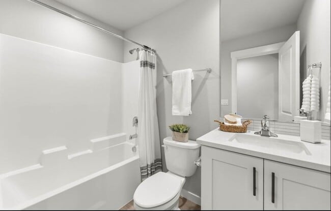 Building Photo - Brand New & Beautiful !  Holt Home-3 BR 2....