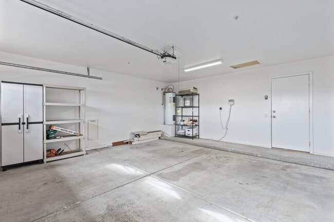 Building Photo - 7362 E Hanover Way