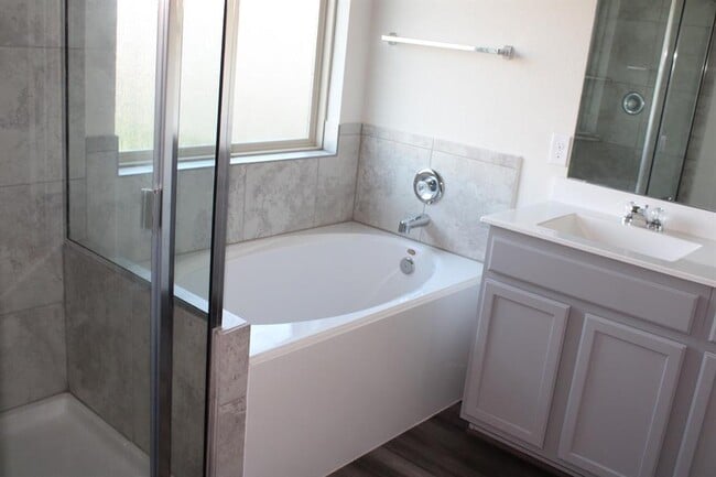 Building Photo - 9810 Copper Ranch Trail