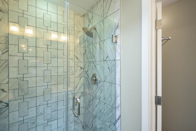 Building Photo - 401 Constitution Ave NE