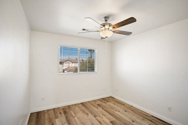 Building Photo - 3 Bed South Las Vegas Pool Home