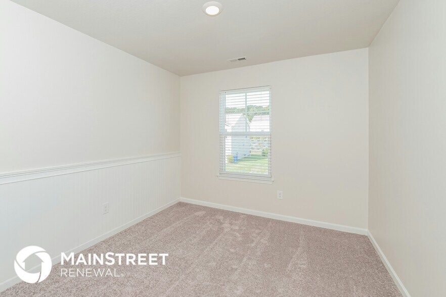 Building Photo - 12032 Spearmint Ln